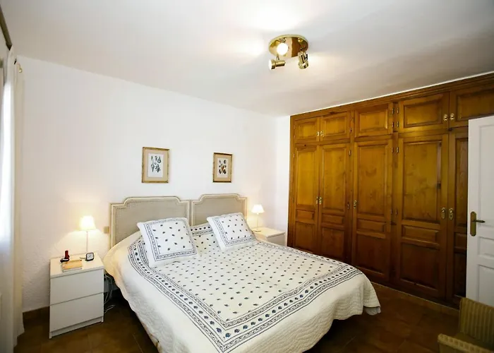 Pinos Villa Denia